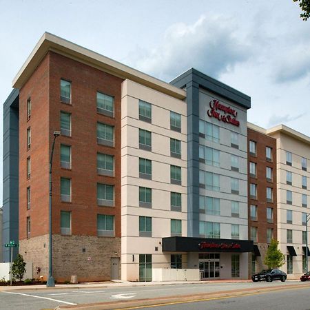 Hampton Inn & Suites Greensboro Downtown, Nc Exterior photo